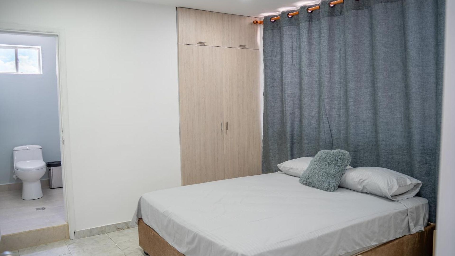 Apartamento Edificó Delfines Bocagrande Cerca De La Playa 1801