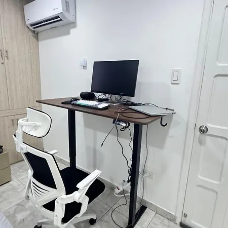 Apartamento Edificó Delfines Bocagrande Cerca De La Playa 1801