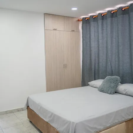 Apartamento Edificó Delfines Bocagrande Cerca De La Playa 1801